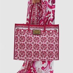 Dolce & Gabbana Logo Plaque Large Tote Bag